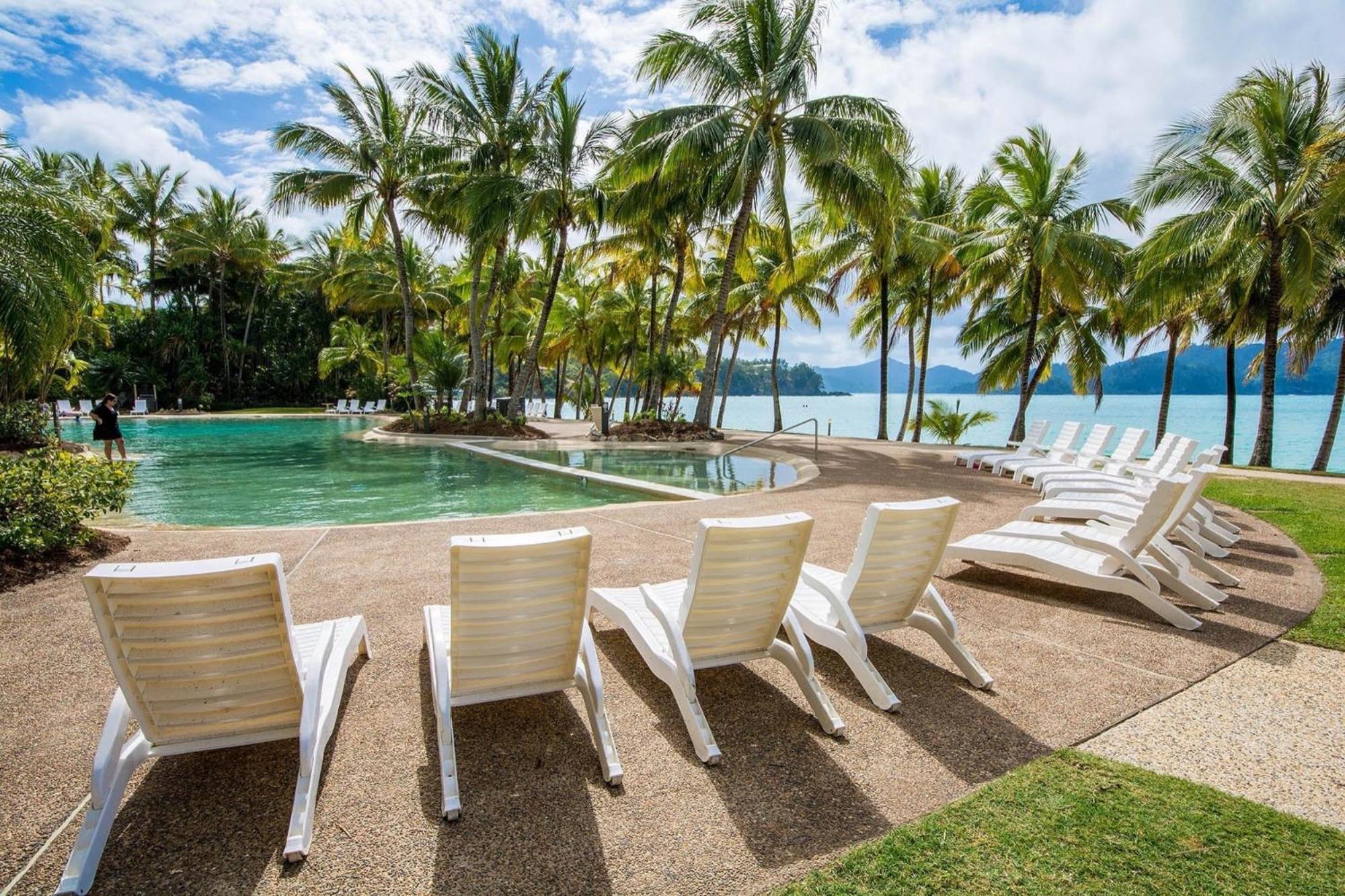 Beachfront Hamilton Island Exterior photo
