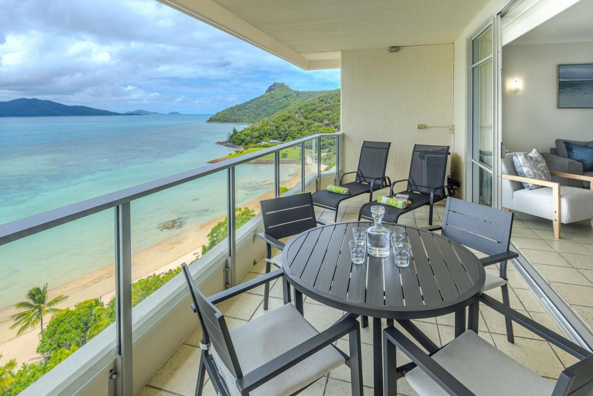 Beachfront Hamilton Island Exterior photo