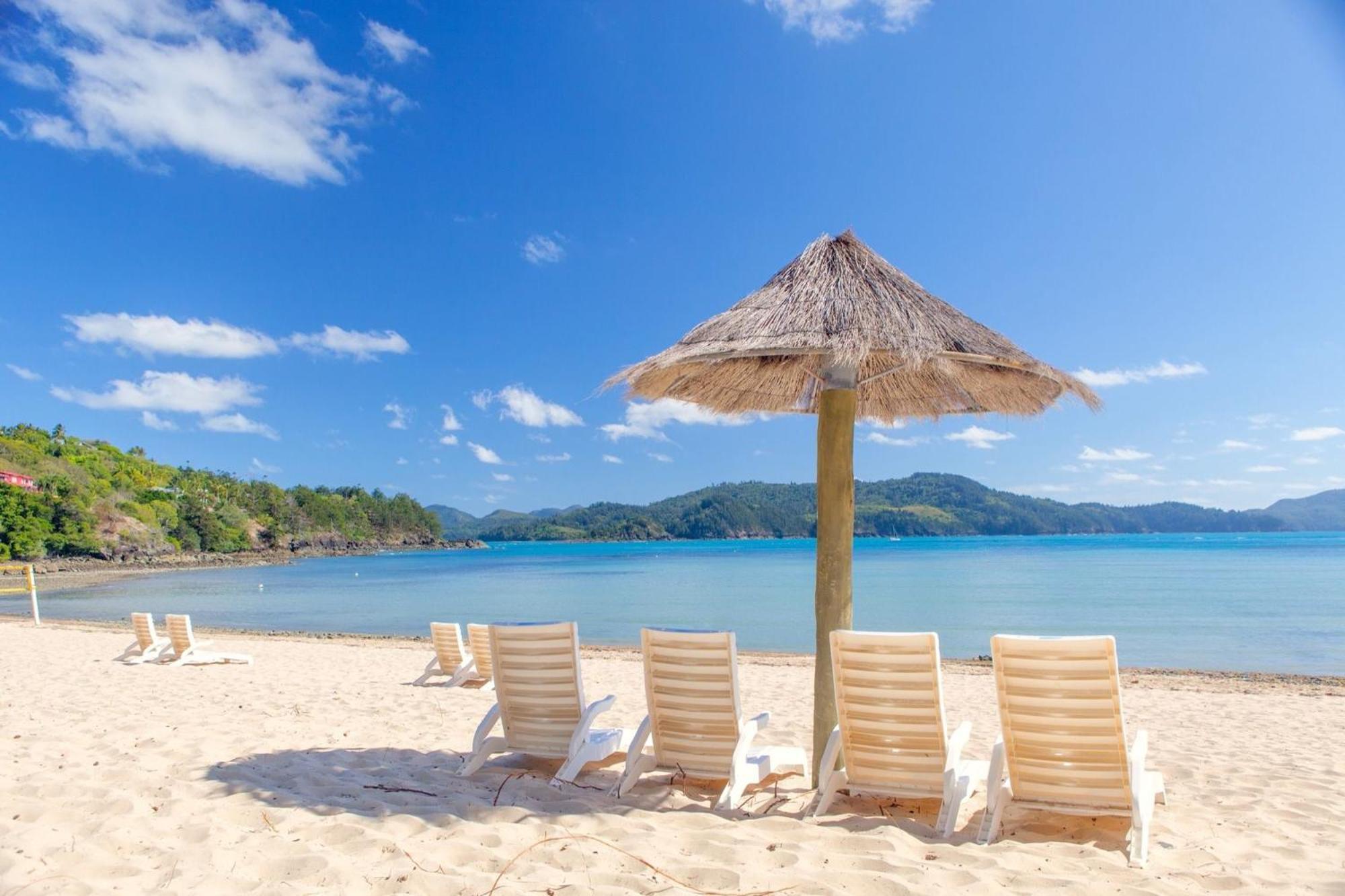 Beachfront Hamilton Island Exterior photo